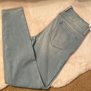 Women’s RockStar light denim stretch jean